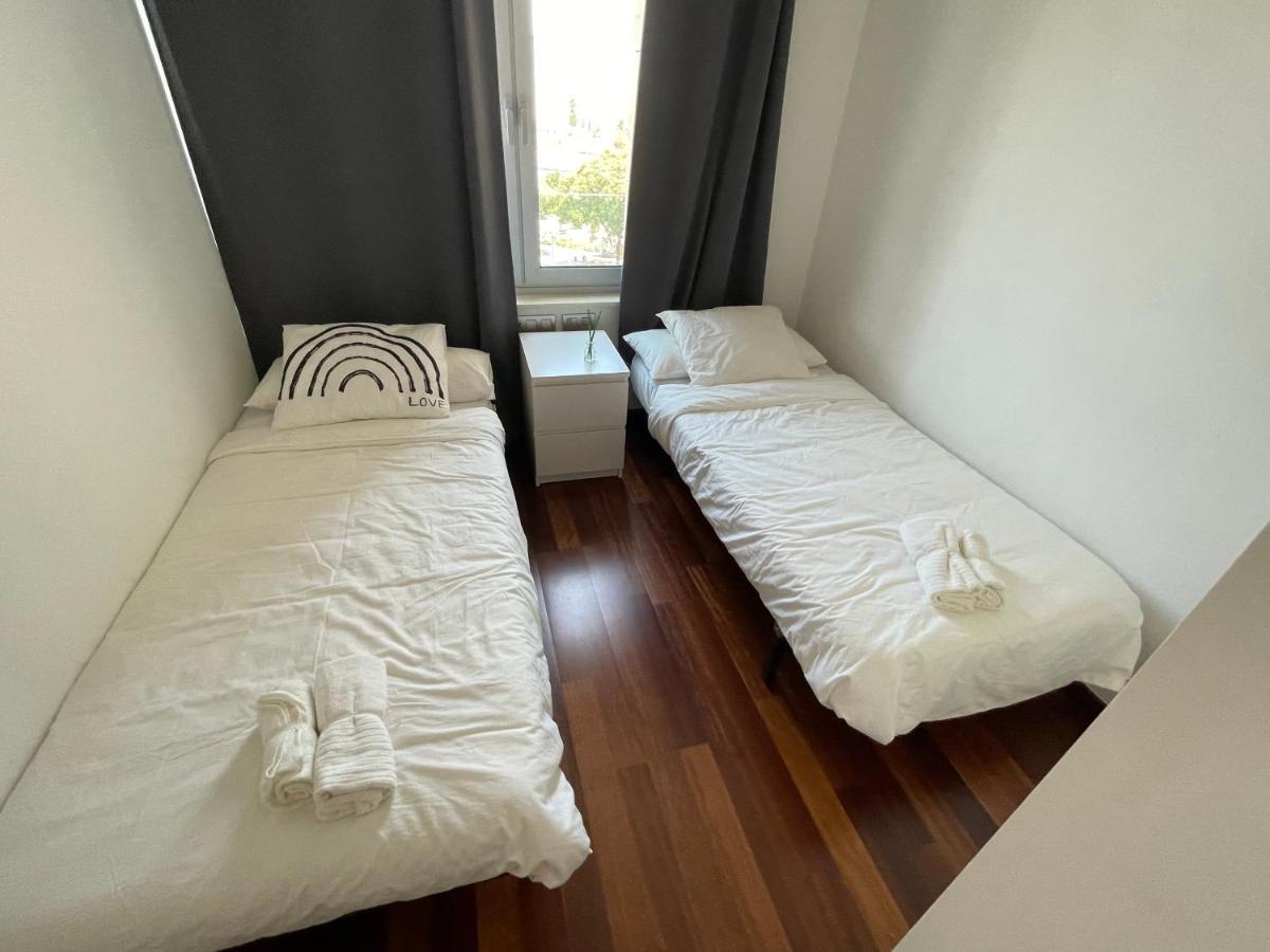 Forum De Barcelona Sea View Apartment With Garage Parking سان أدريان دي بيزوس المظهر الخارجي الصورة